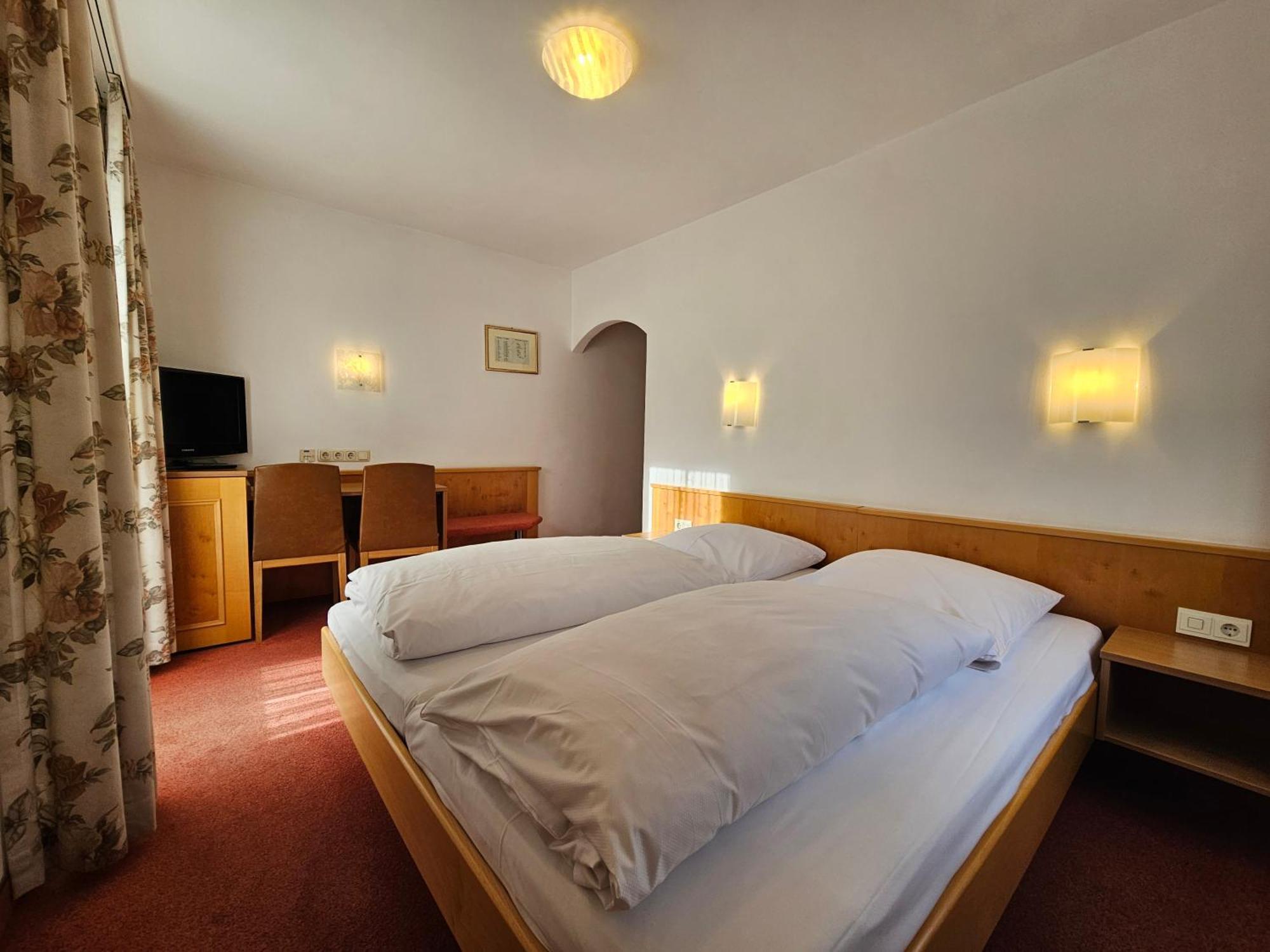 Neuner Casa de hóspedes 3*